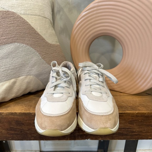 Munro Women's Piper Lace-Up Sneaker - 8W - Picture 2 of 8